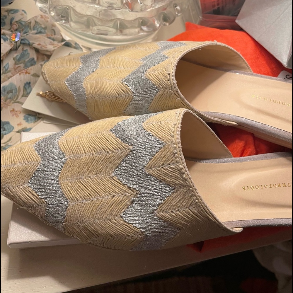 Anthropologie size 10 beautiful slides!  Barely worn.